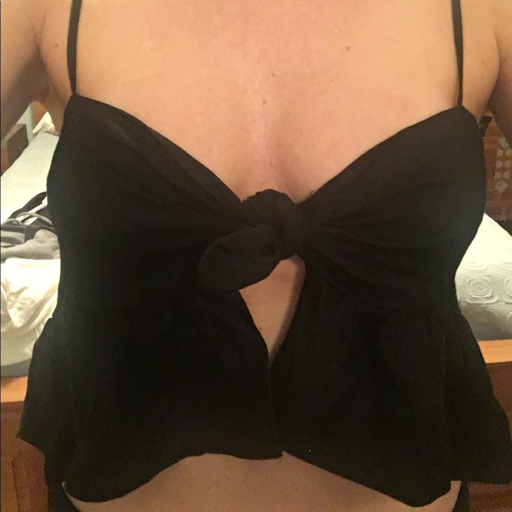 Lulus baby doll tie crop top- size m