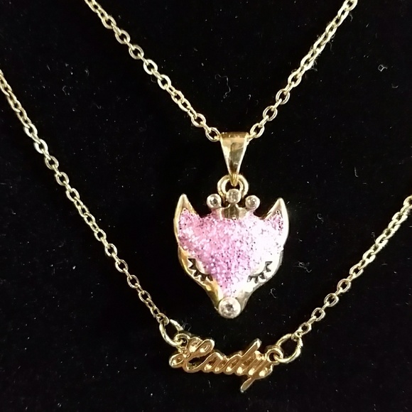 Betsy Johnson necklace. - Picture 4 of 6