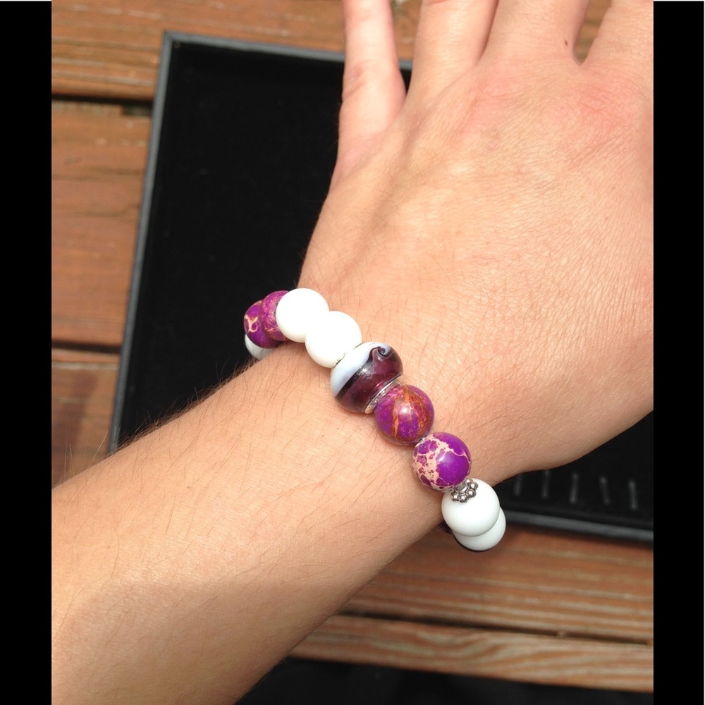 SOLD Impression Jasper and Alabaster Bracelet - Picture 7 of 8