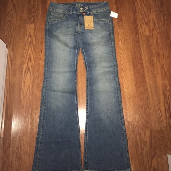 Jeans - Picture 3 of 4