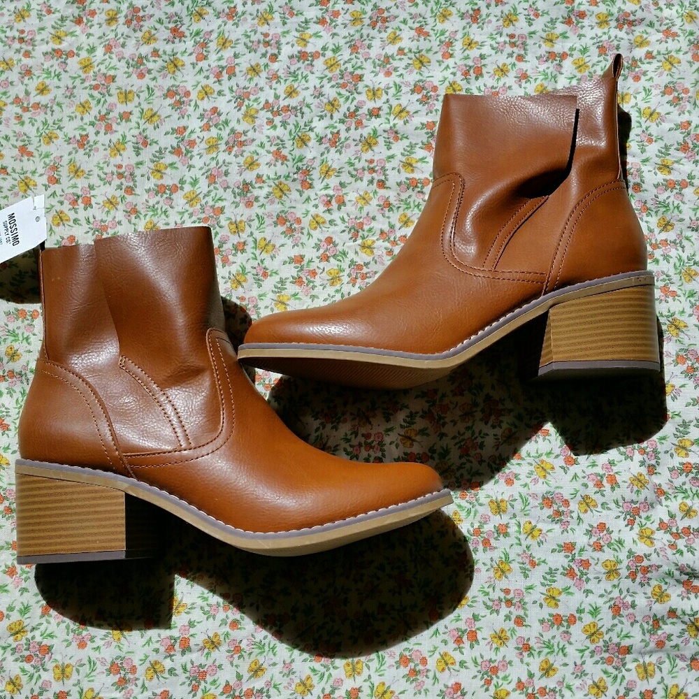 Brown Booties Mossimo Supply Co sz 9 NWT