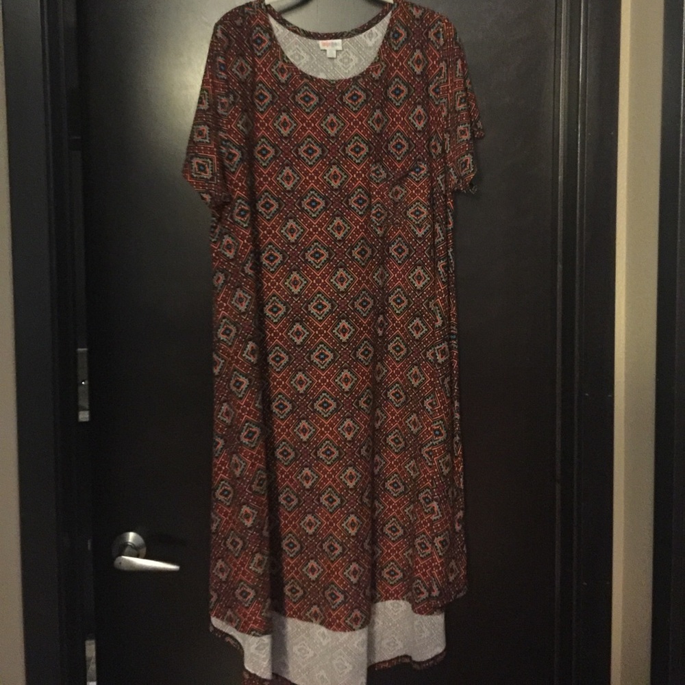 LulaRoe Carly (leggings material)