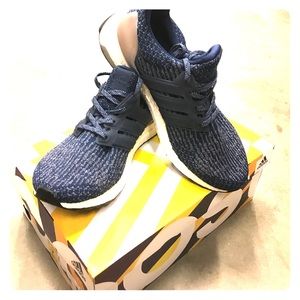 Adidas Ultra Boost Women's Size 7