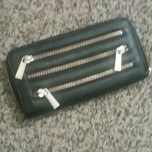 Steve Madden wallet
