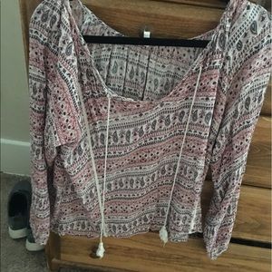 Blouse with cute string