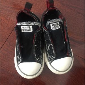Converse kid shoes