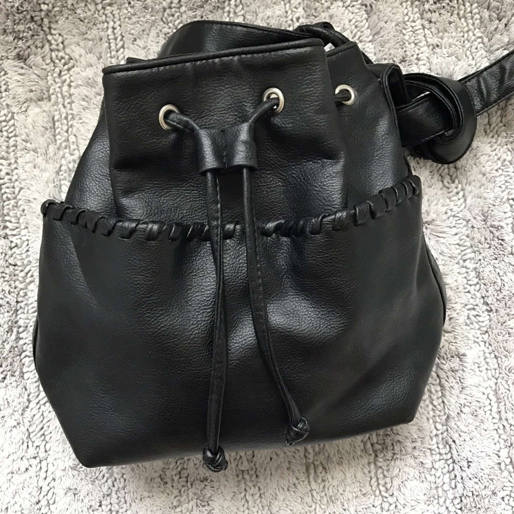 Esprit Bucket Bag