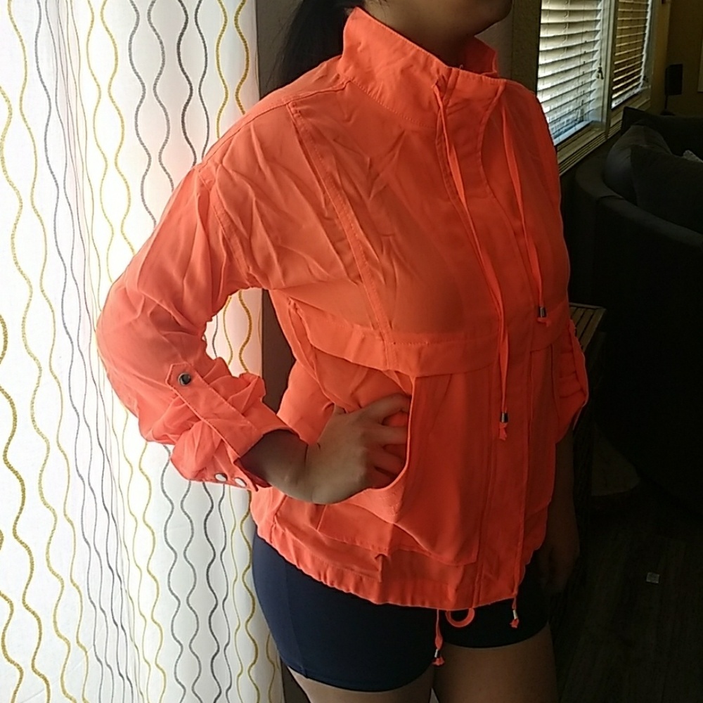??Jacket - Picture 2 of 6