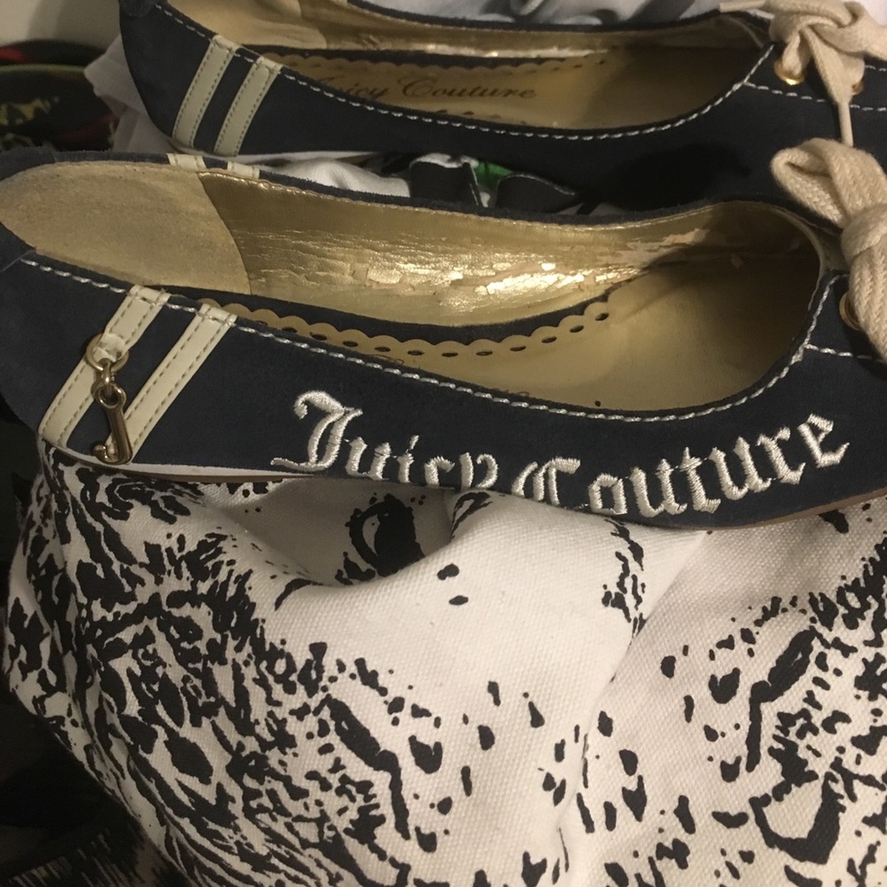 Juicy Couture Blue Flats