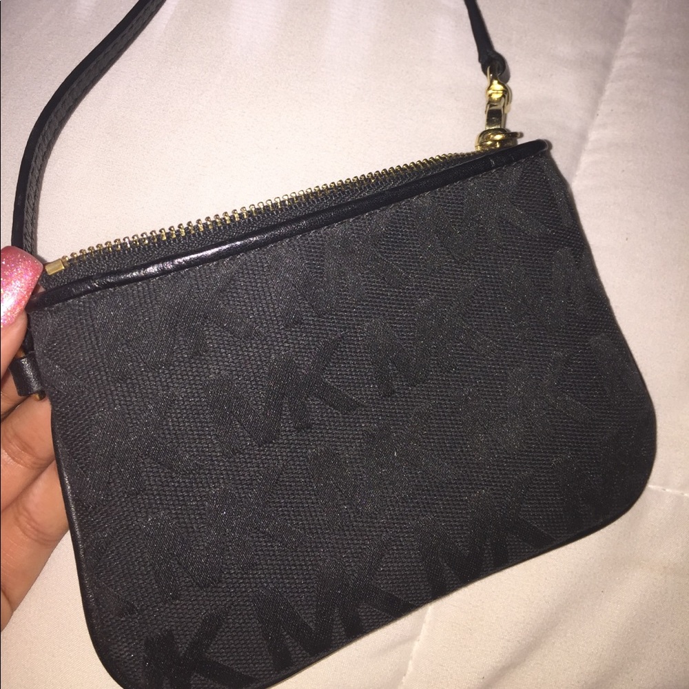 Michael Kors Wristlet