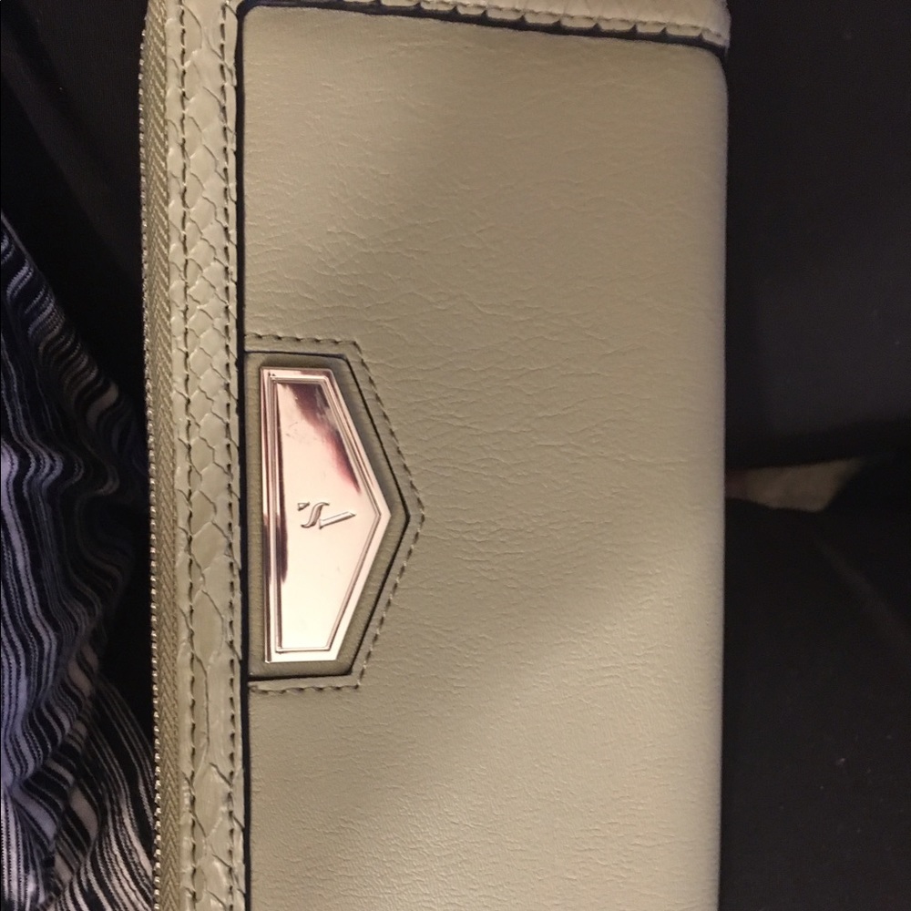 Vera wang wallet