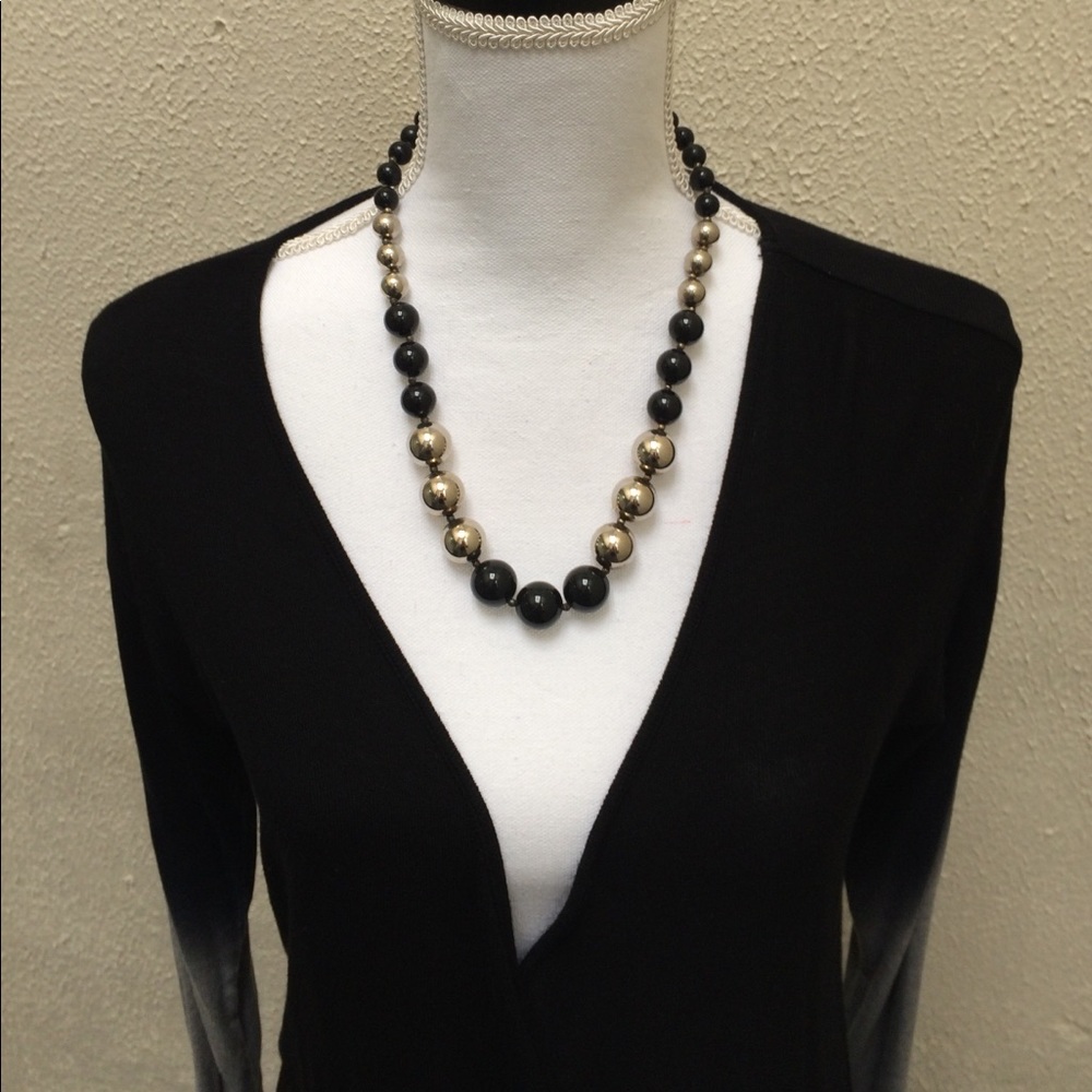 Costume Silver & Onyx Beaded Necklass