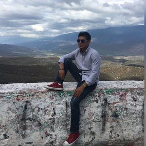 Meet your Posher, Armando