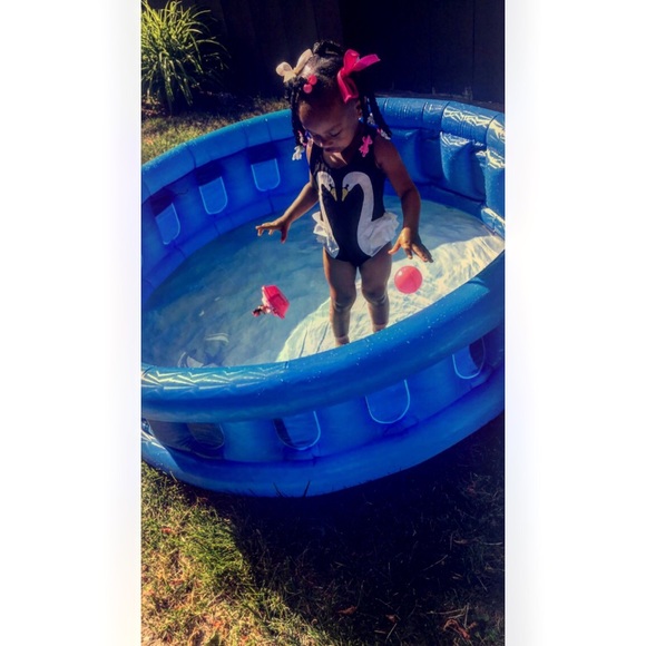 Swan princess - Picture 2 of 2