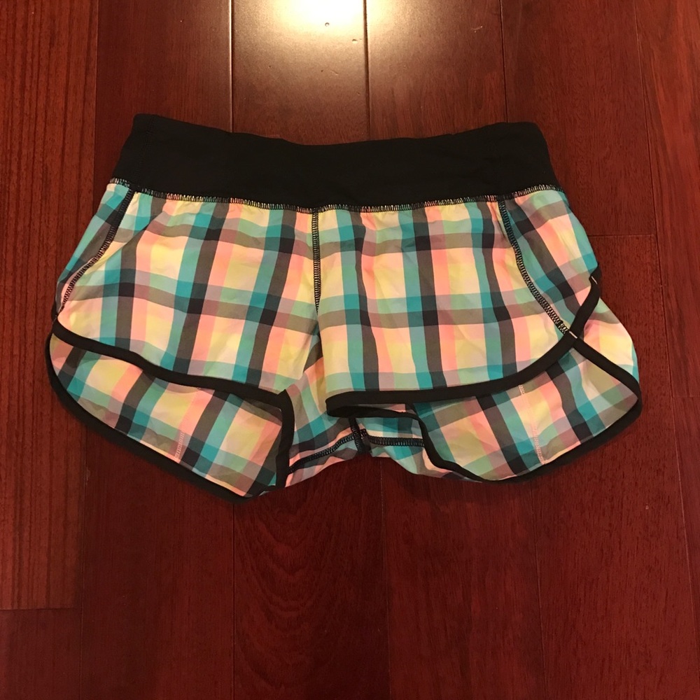 Lululemon shorts! New! Fun plaid pattern! Size 6