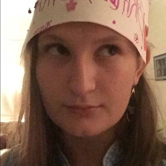 Meet your Posher, Sarah - Picture 4 of 4