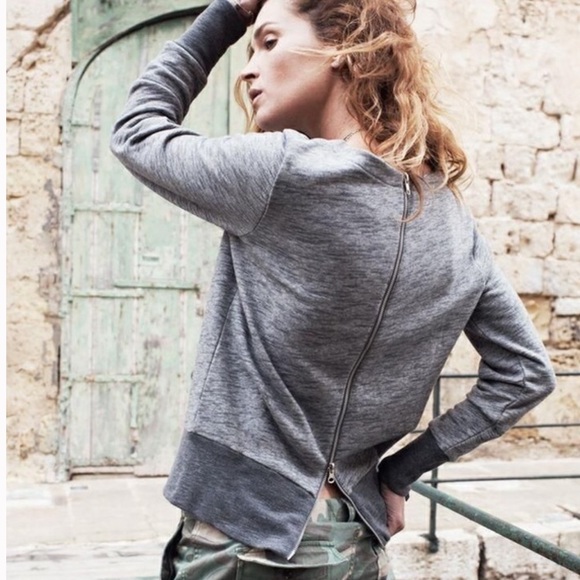 Madewell Tops - ✨Madewell Back Zip Sweatshirt ✨Small ✨