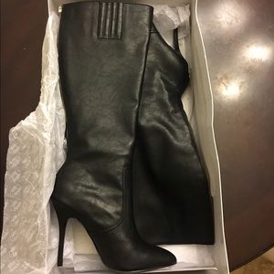 Steve Madden black dress boots