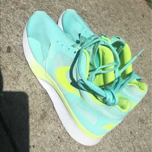 Women's Nike Running Shoes
