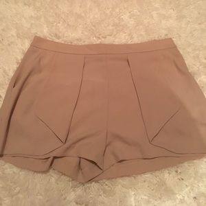 Forever 21 tan skort