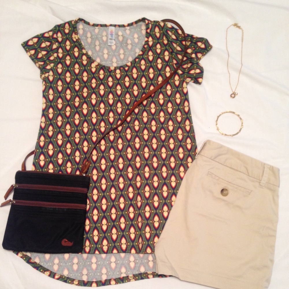 LuLaRoe Classic Tee XXS