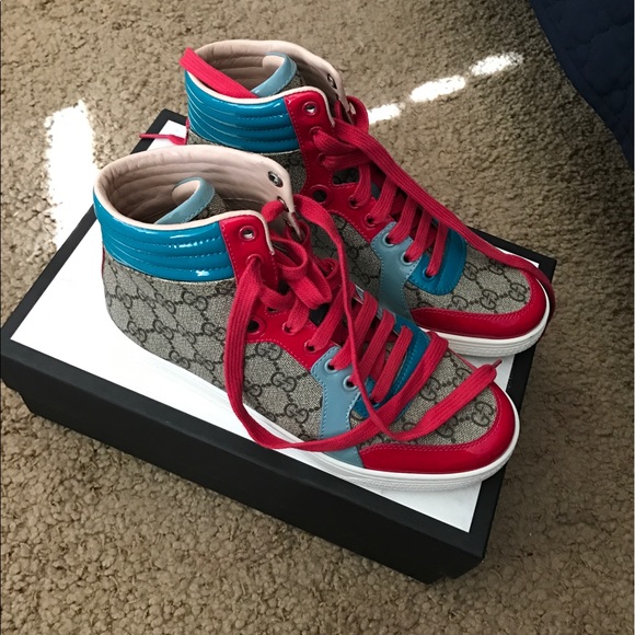 New - Picture 2 of 3