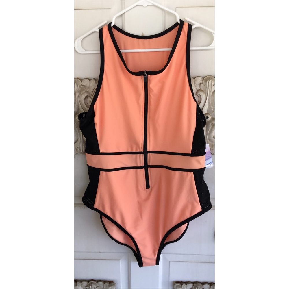 FOREVER 21 Scuba one piece bathing suit