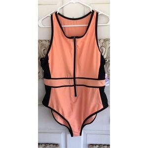 FOREVER 21 Scuba one piece bathing suit