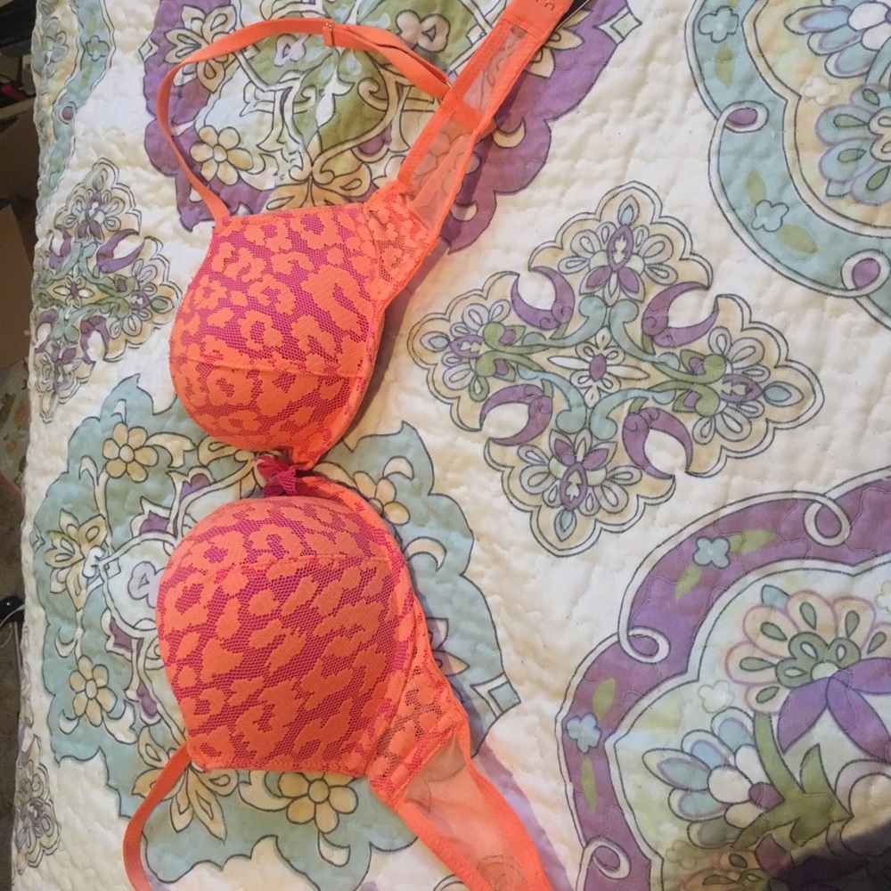 Victoria's Secret push up bra