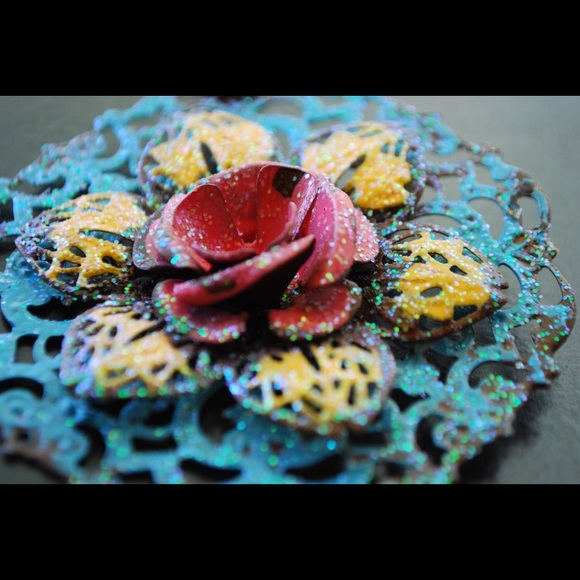 Metal Florals - Picture 2 of 4