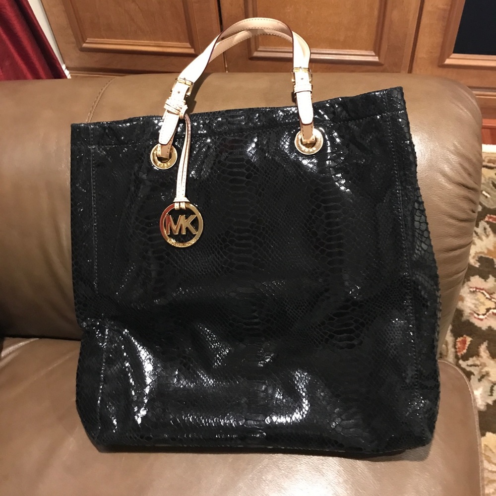 Michael Kors Tote