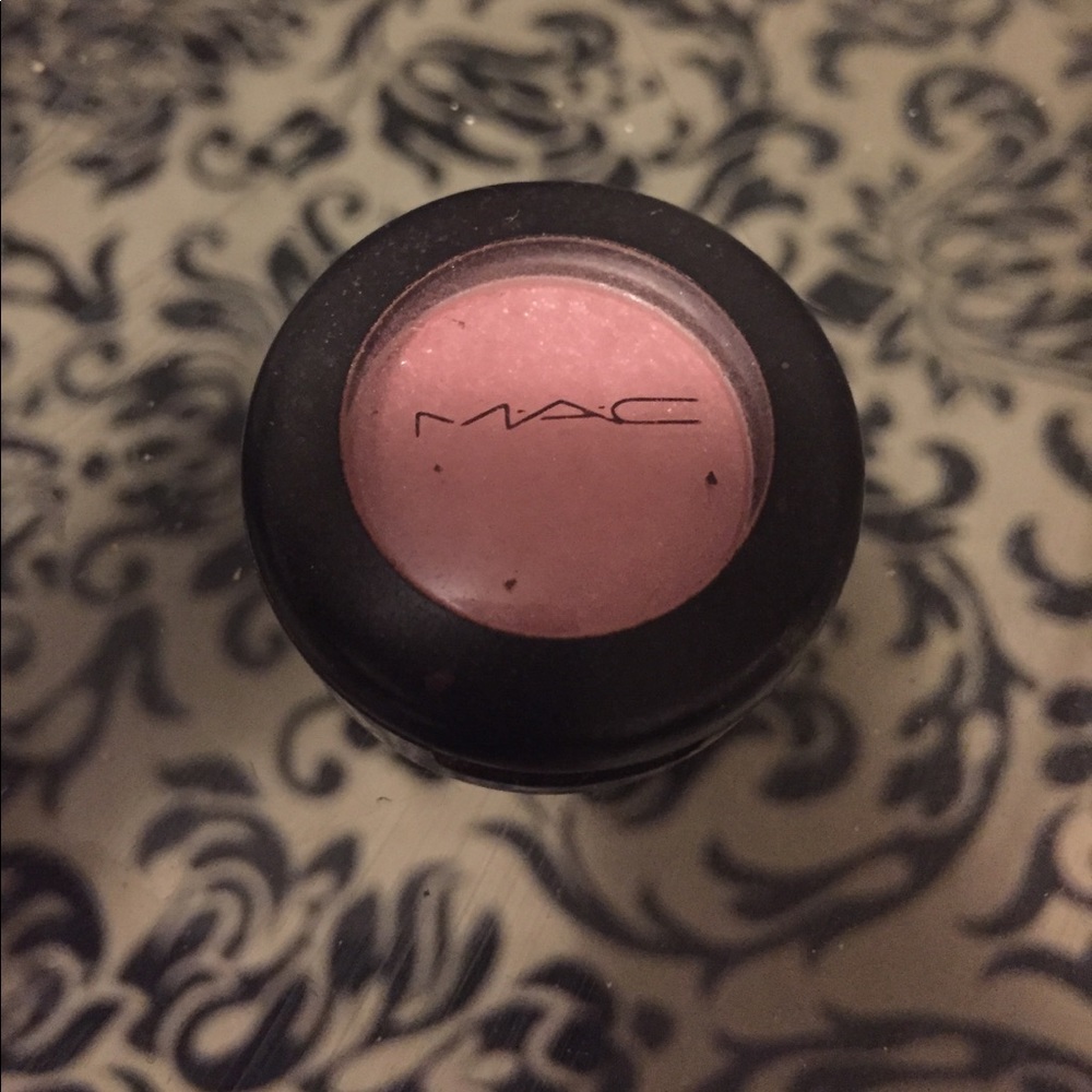 MAC PINK VENUS EYESHADOW