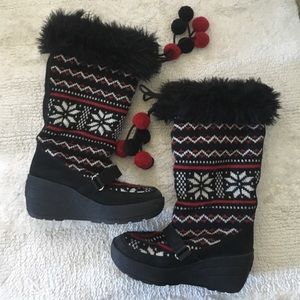 Juicy couture snow boots