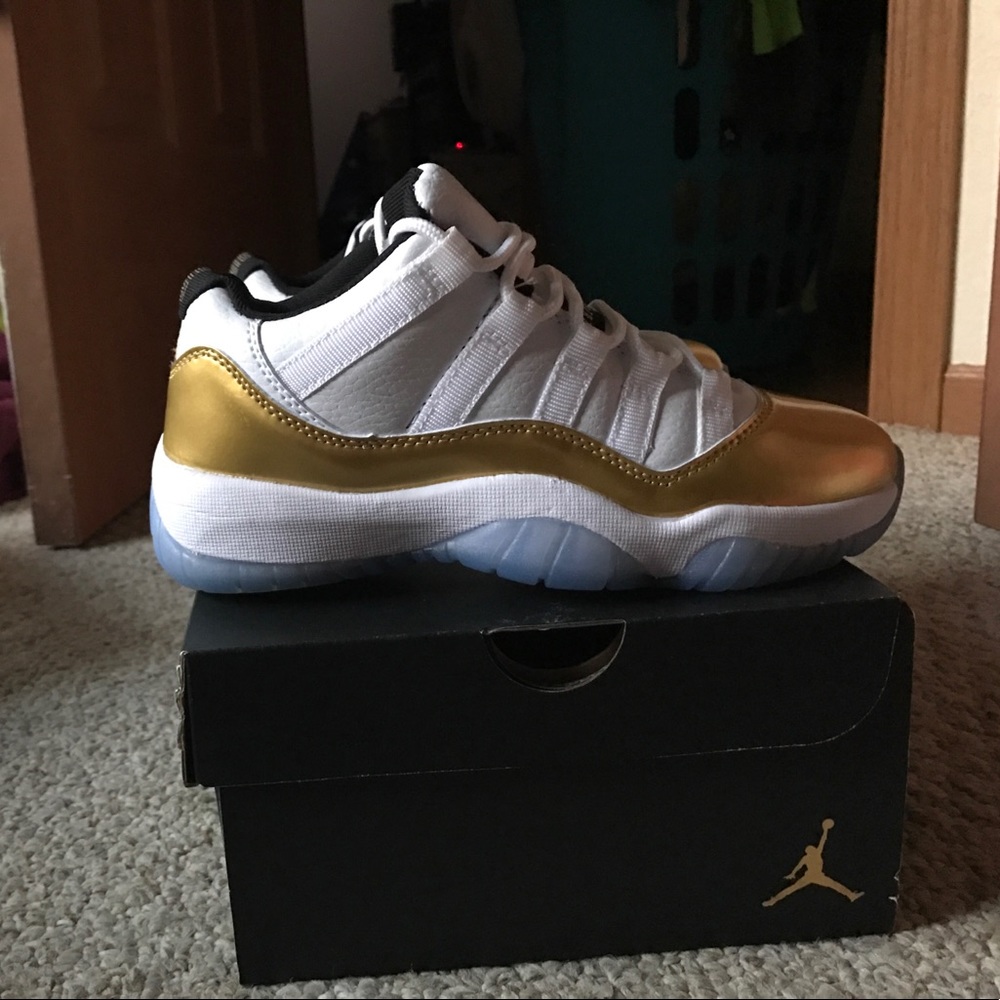 Jordan 11 youth 6.5