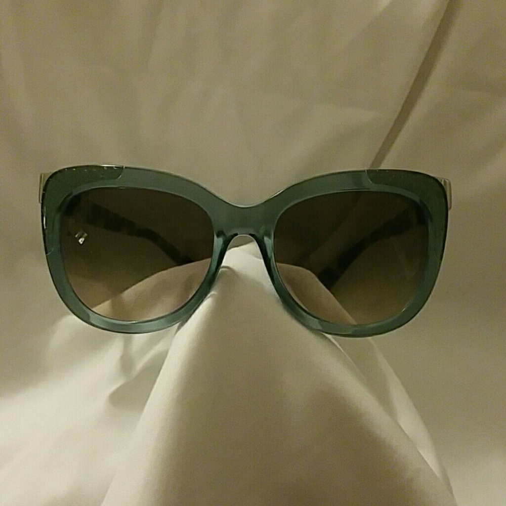 Coach Sunglasses brand new never worn