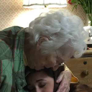 Meet your Posher, Caroline elizabeth