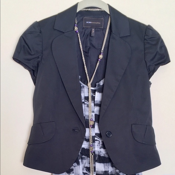 BCBGMaxAzaria Black Short-sleeve Blazer - Picture 6 of 6