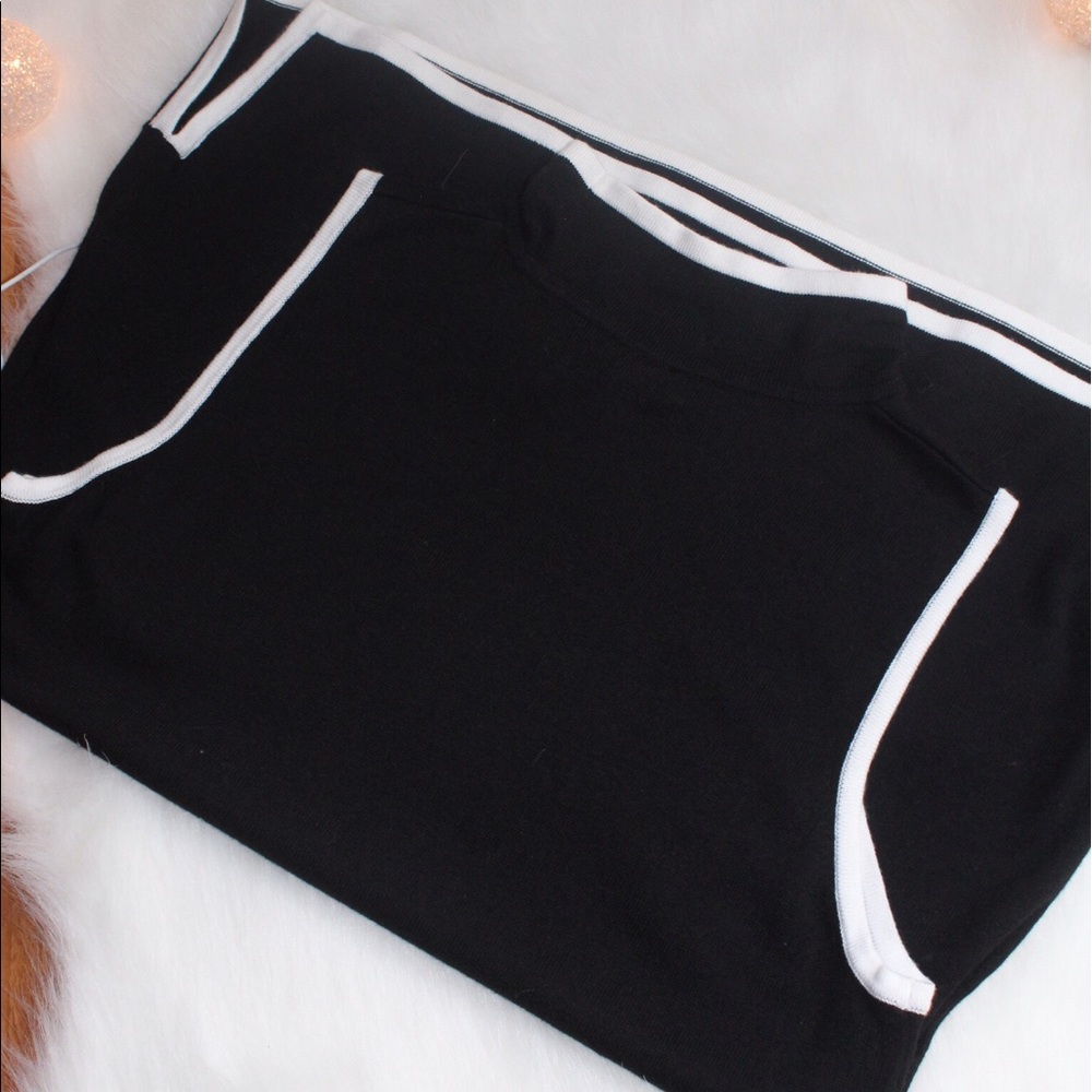 Short Sleeve Turtle Neck