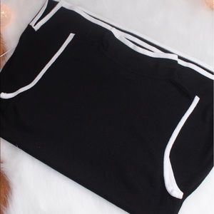 Short Sleeve Turtle Neck