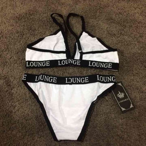 Lounge Bikini - Picture 3 of 4