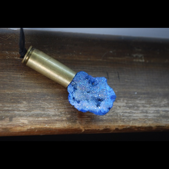 Agate Necklace - Picture 2 of 3