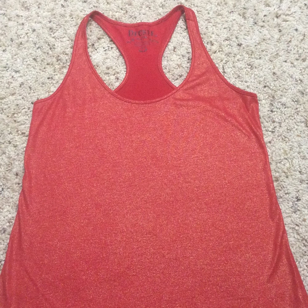 🌷Sparkly orange racerback top