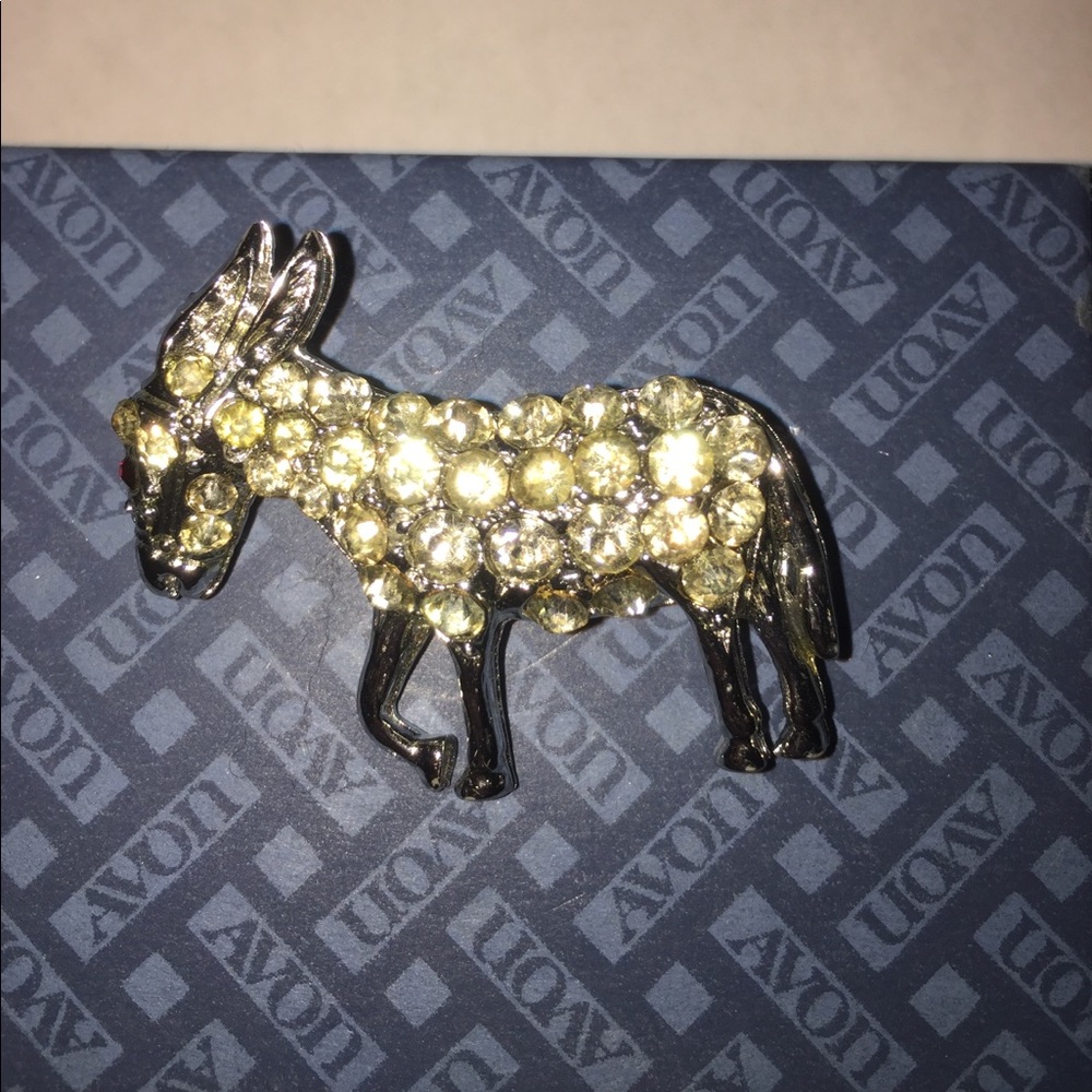 reindeer pin - Picture 2 of 2