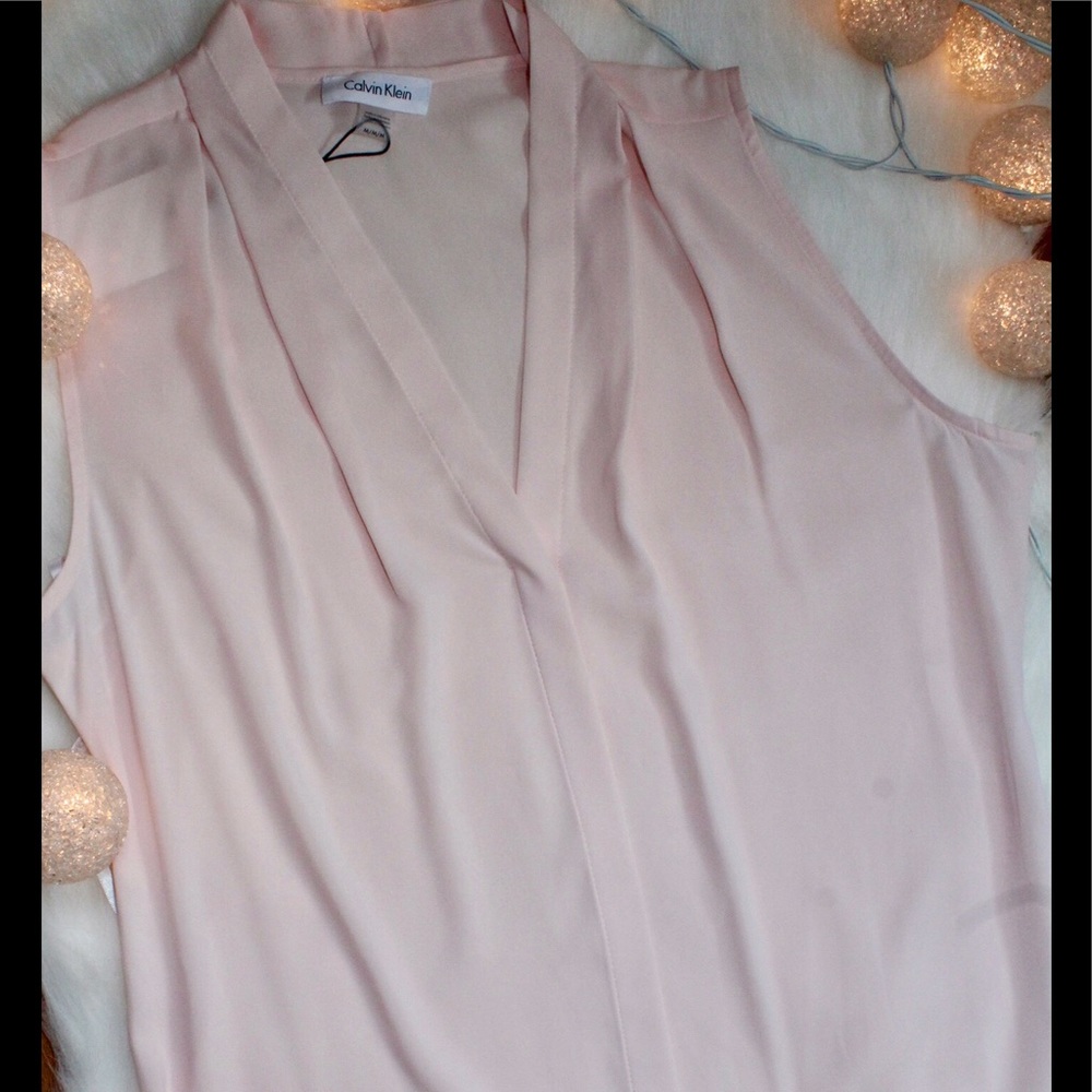 Calvin Klein short sleeve blouse