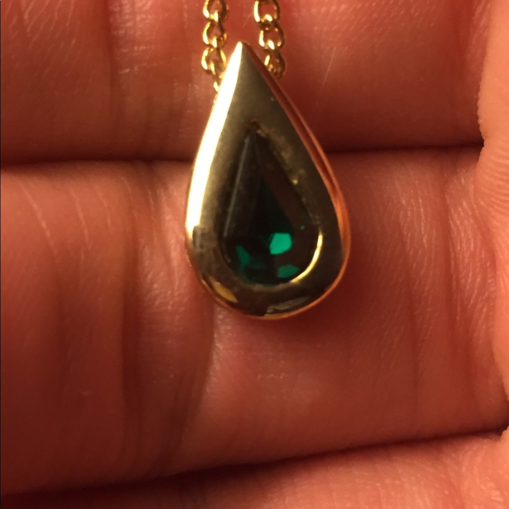 gold emerald avon necklace