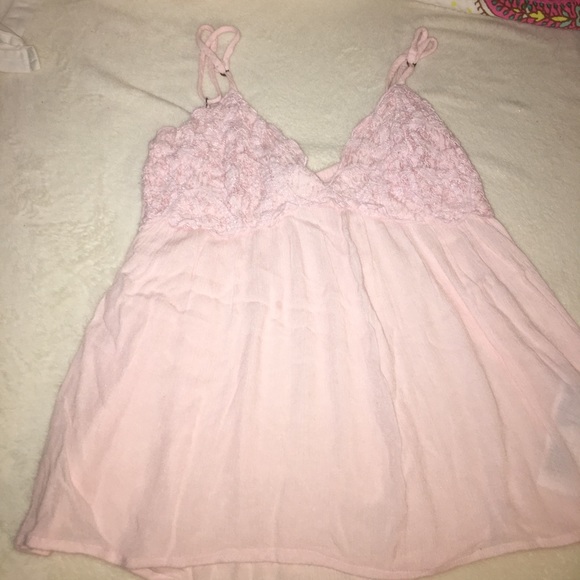 Spring/ Summer Tank Tops - Picture 3 of 8