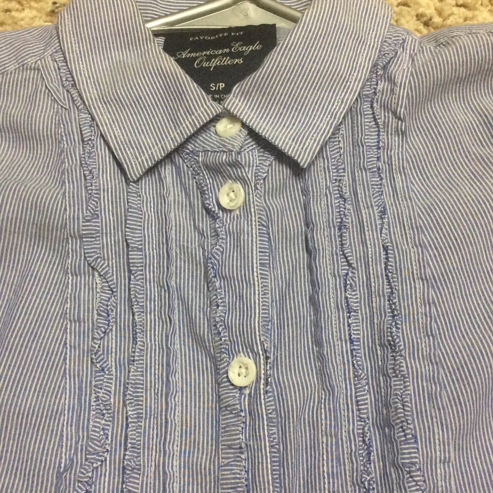 🌷Striped button down shirt