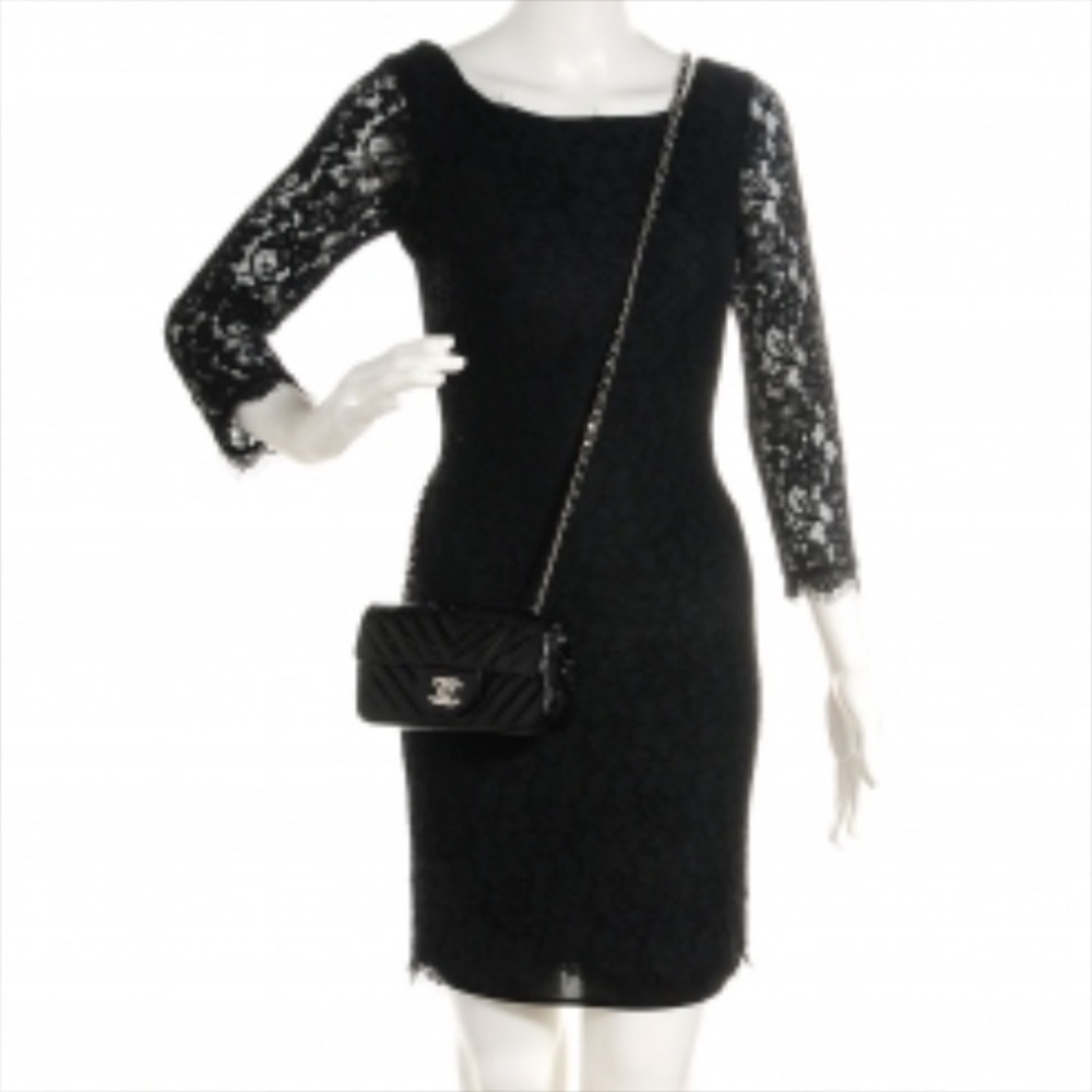 Chanel Rectangular Extra Mini - Picture 4 of 4