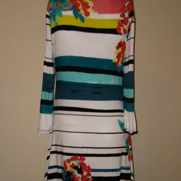 Cupio dress - Picture 3 of 3