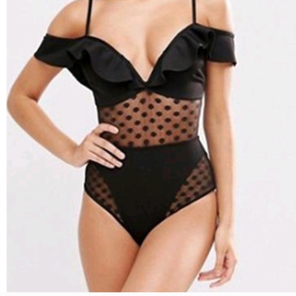Amazing swimsuit!